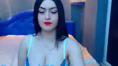 ElmaAndCesar 18 yo camgirl strokes her goddess pussy like experimental