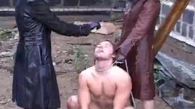 Outdoor Humiliation by Lesbians